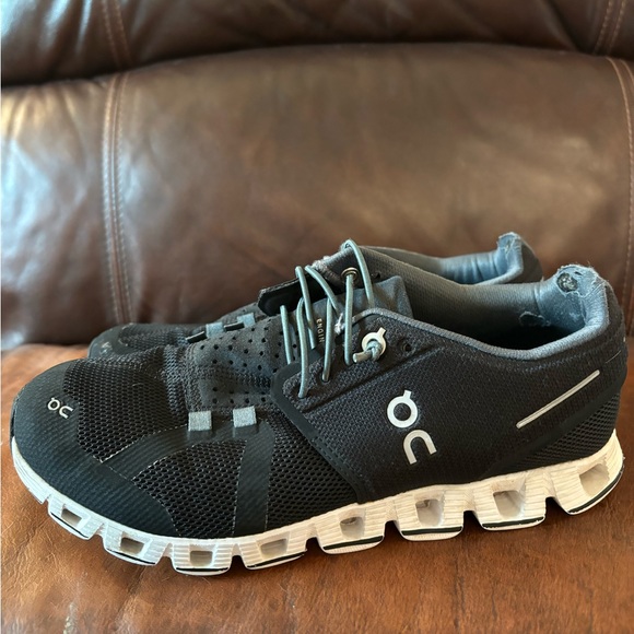 On Women’s Cloud 5 Sneakers - Picture 5 of 10